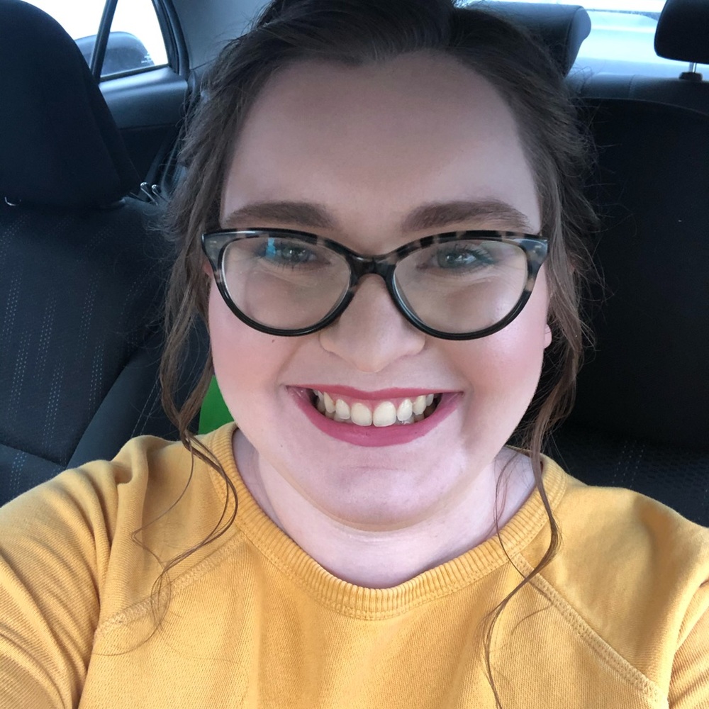 Meet your Posher, Leslie